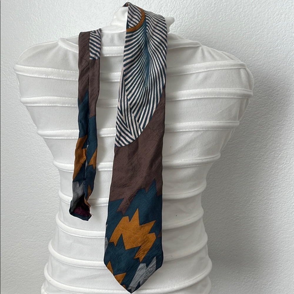 Stylish Multicolor Tie for Men